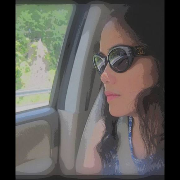 Meet your Posher, Wella - Picture 1 of 1